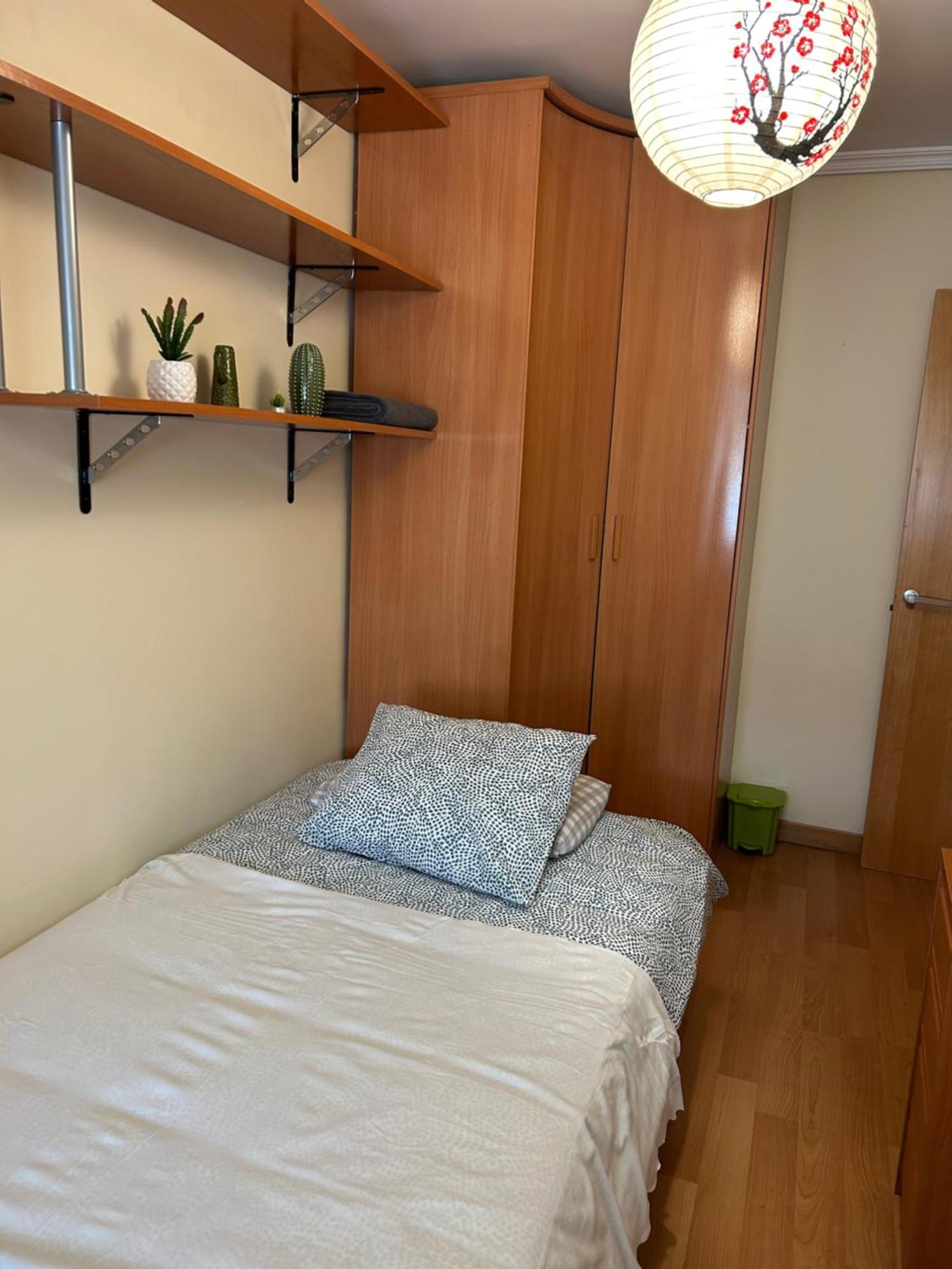 Comoda Habitacion Individual Madrid Exterior foto